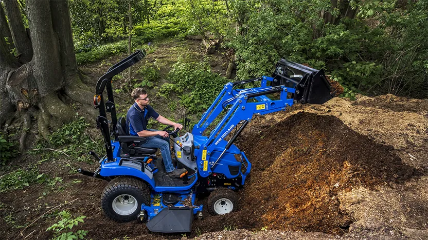 Traction enhancing four-wheel drive (4WD)
