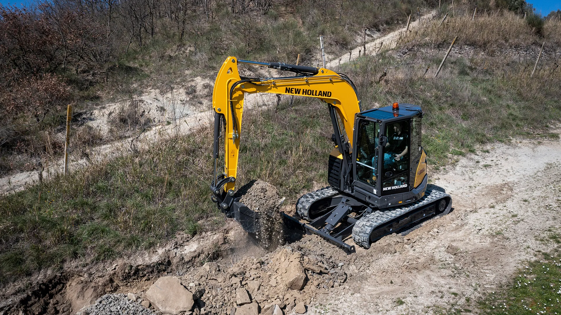 MIDI CRAWLER EXCAVATORS