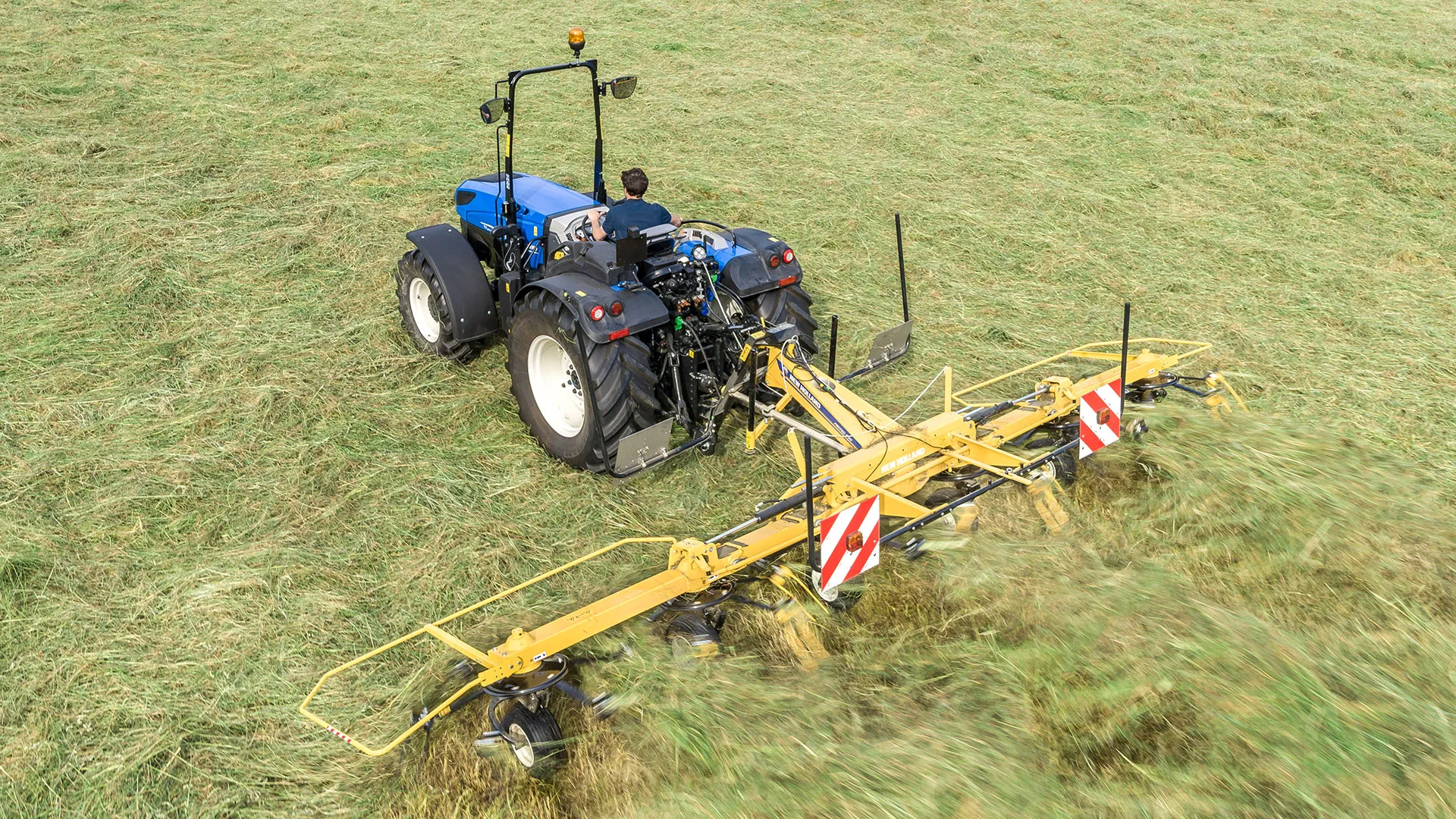 HEAVY IMPLEMENTS EVERYWHERE