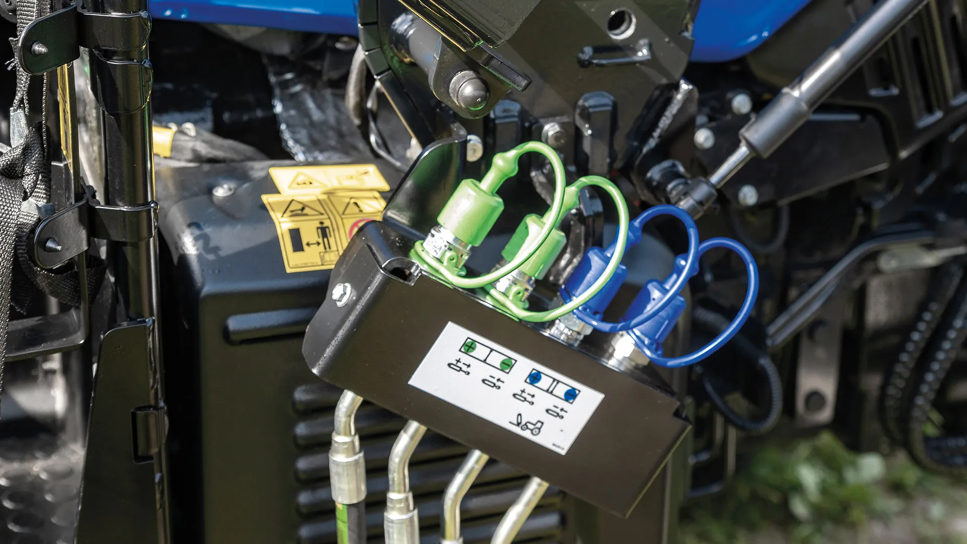 LARGE TRACTOR FUNCTIONS