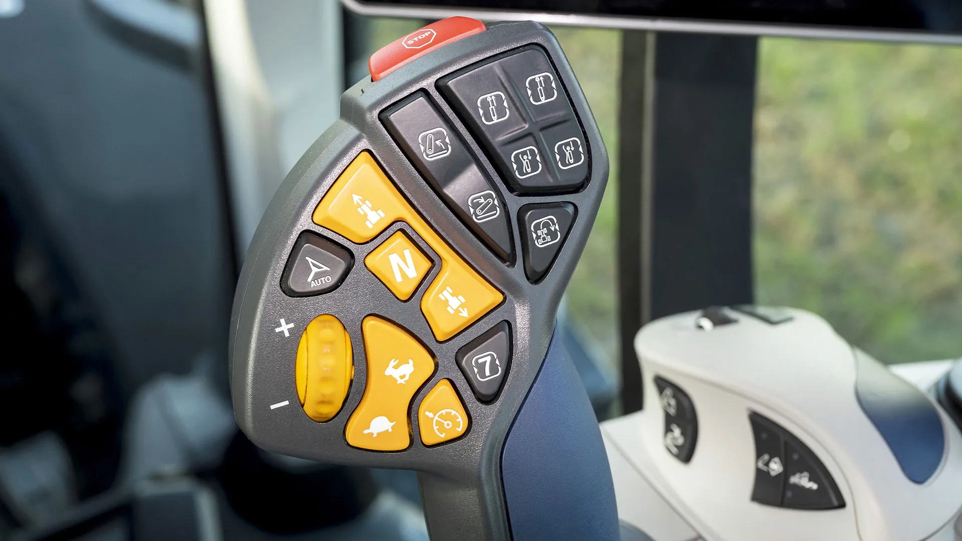 COMMANDGRIP™ MULTI FUNCTION HANDLE