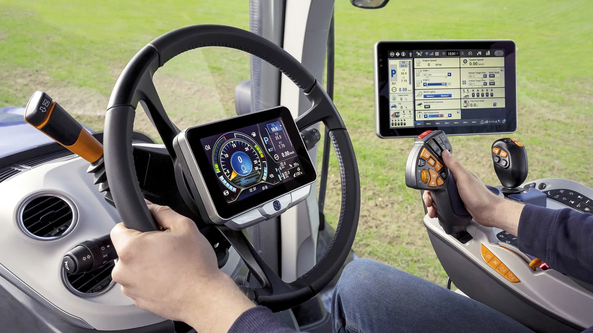 INFOVIEW™ OR CENTREVIEW™ INSTRUMENT DISPLAY