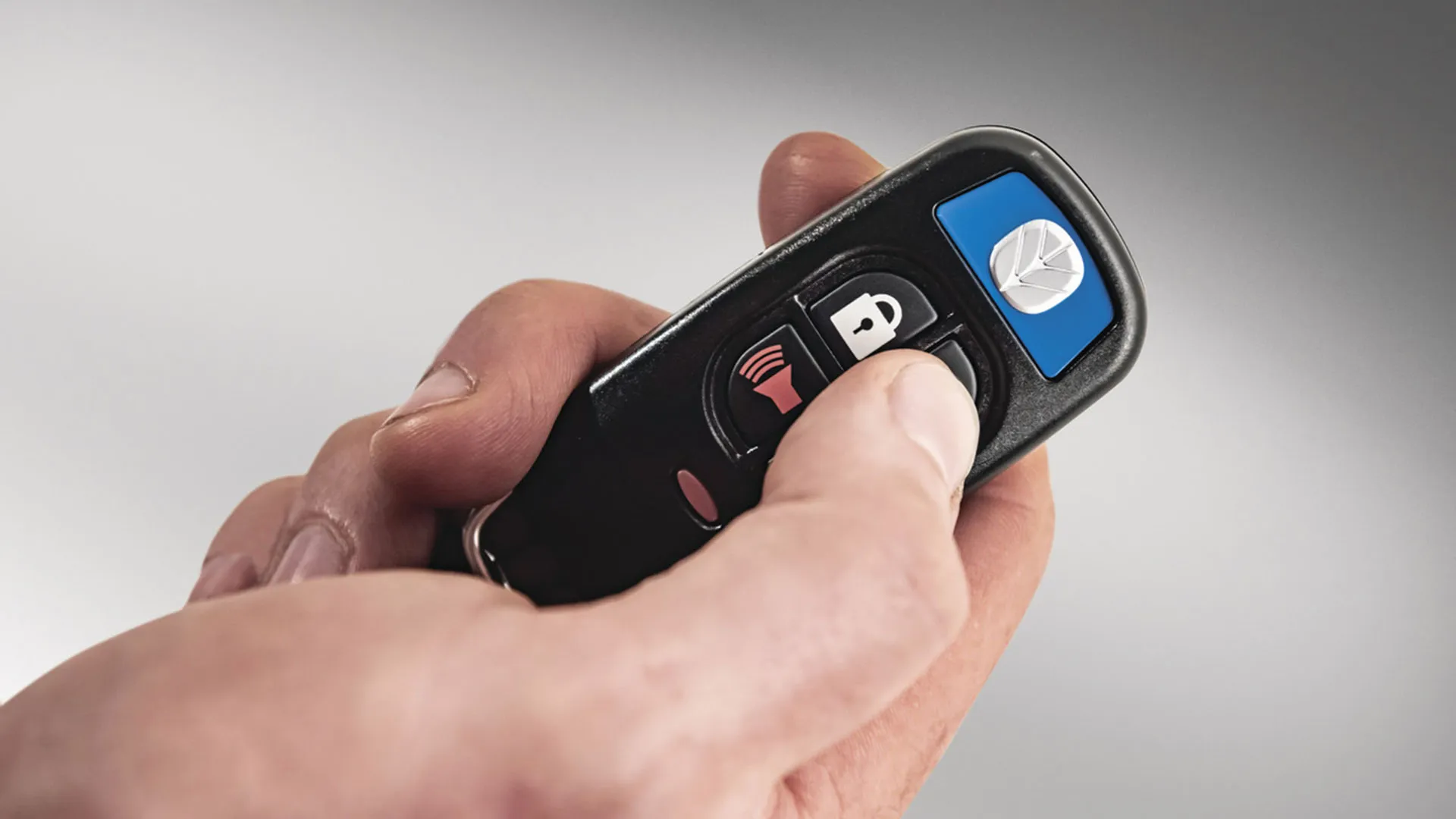 STARTER BUTTON AND IMMOBILISER